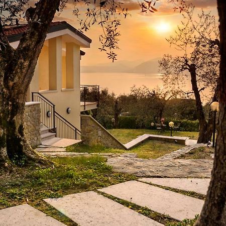 Maison Balu Villa Torri Del Benaco Bagian luar foto