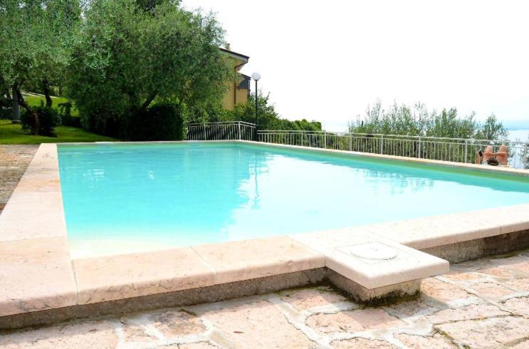 Maison Balu Villa Torri Del Benaco Bagian luar foto
