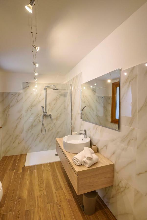 Maison Balu Villa Torri Del Benaco Bagian luar foto