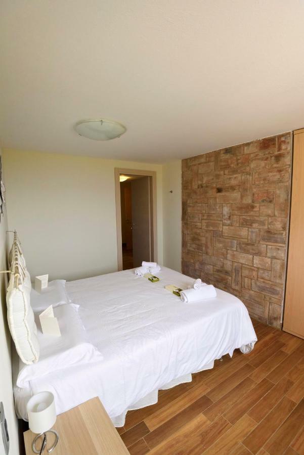 Maison Balu Villa Torri Del Benaco Bagian luar foto