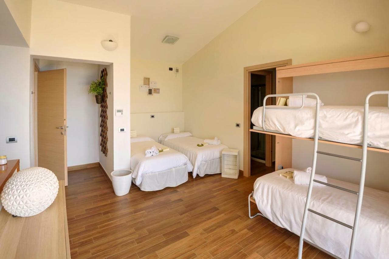Maison Balu Villa Torri Del Benaco Bagian luar foto
