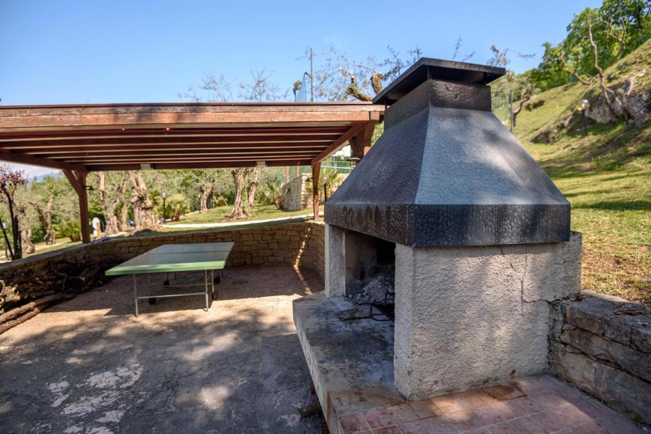 Maison Balu Villa Torri Del Benaco Bagian luar foto